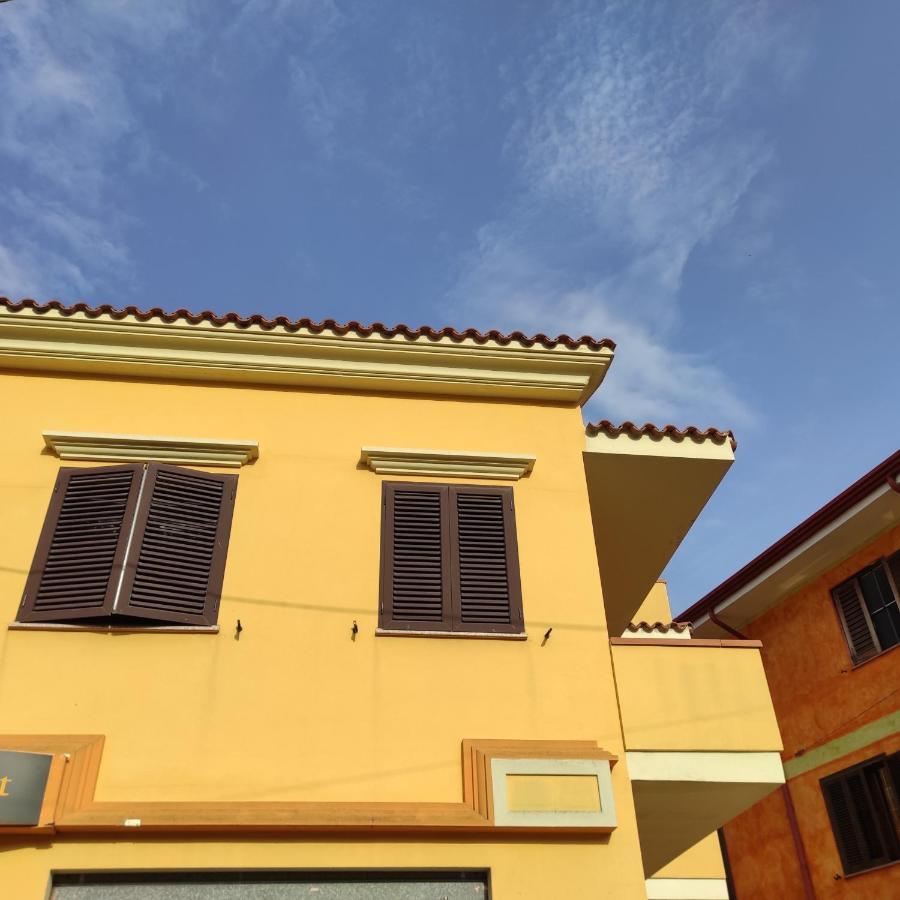 Monolocale Yellow Siniscola Exterior photo